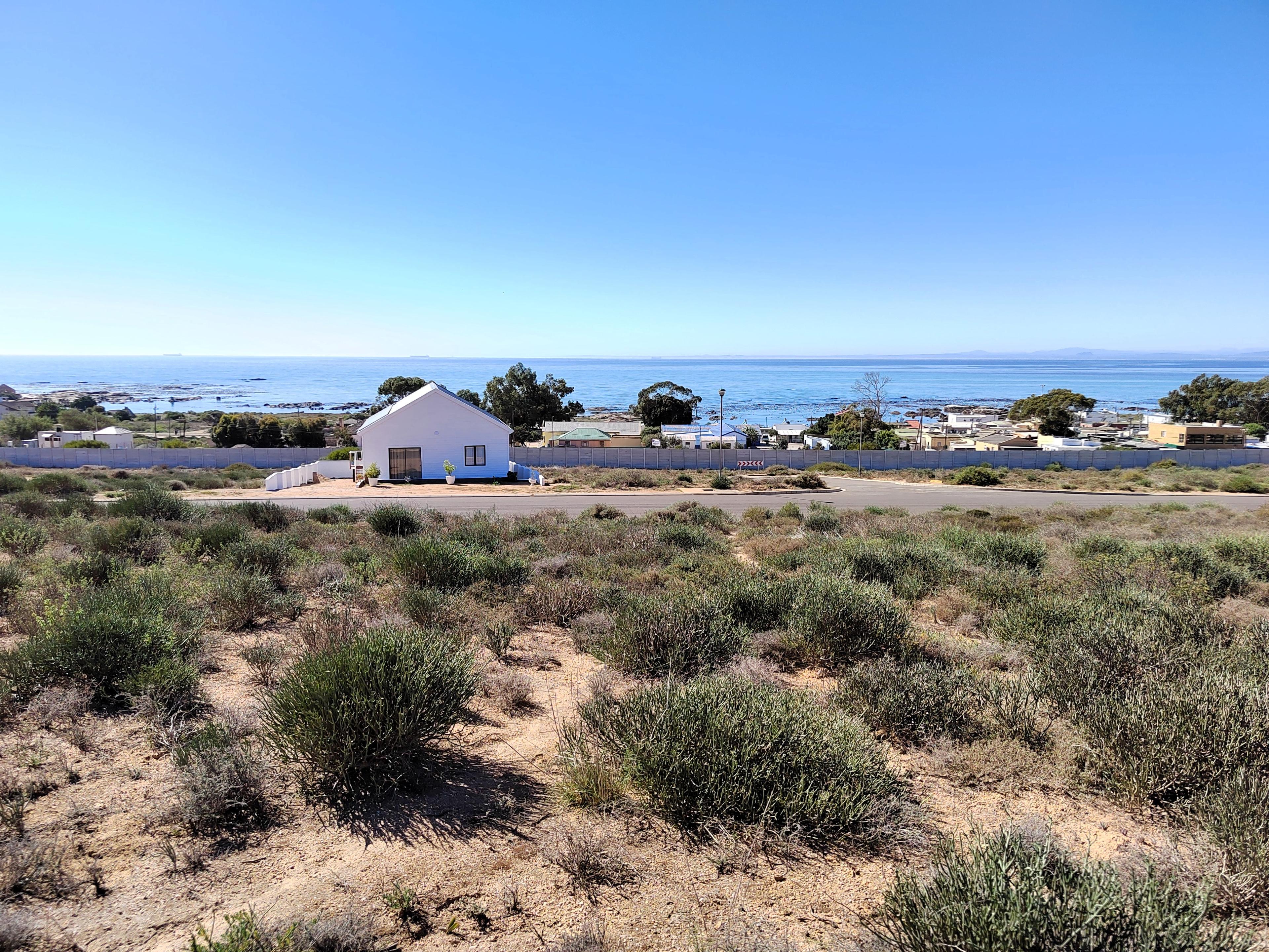 Image 2 of 6