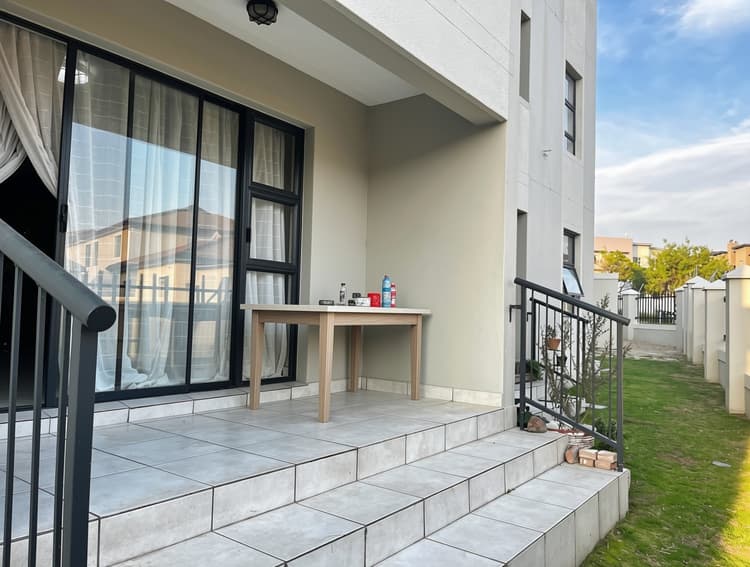 Main property image