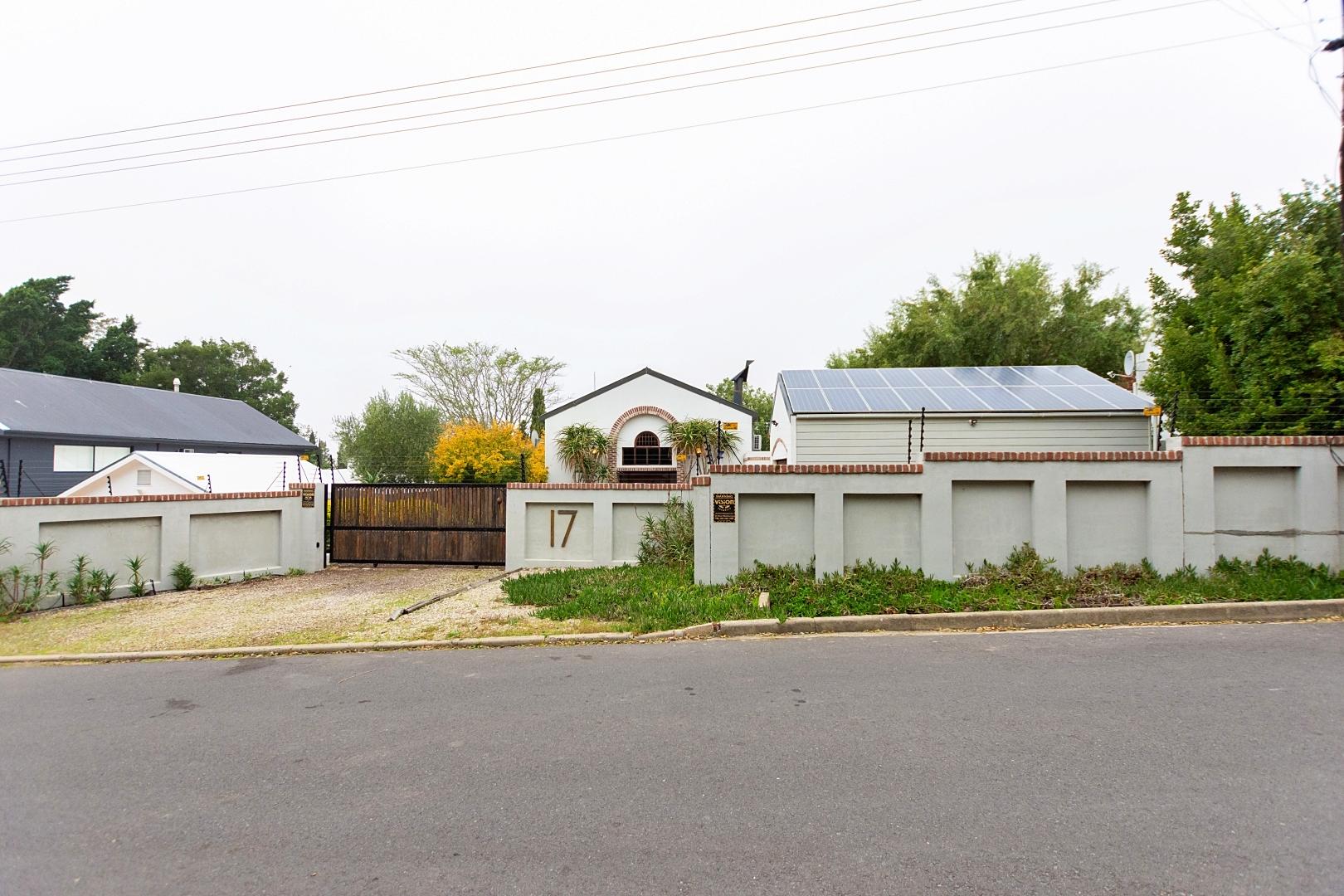 Image 4 of 6