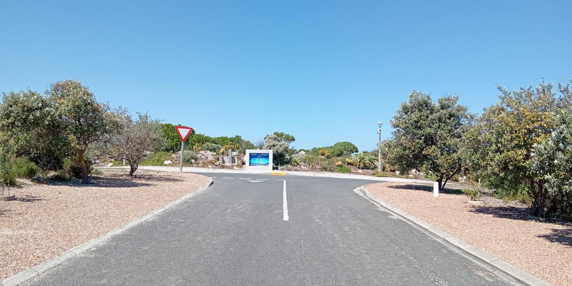 Image 2 of 6