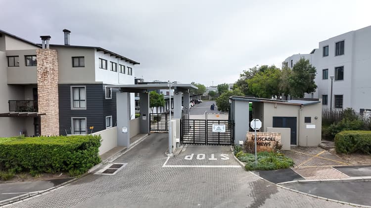 Main property image