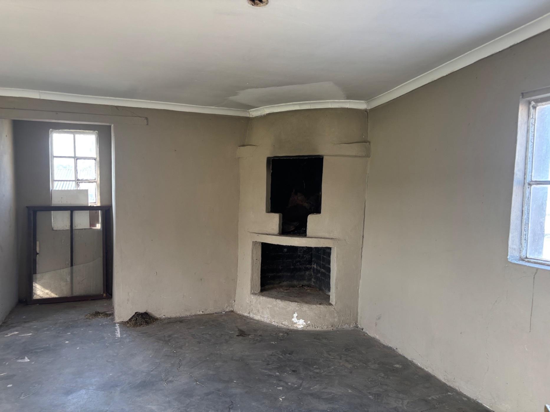 Image 2 of 6