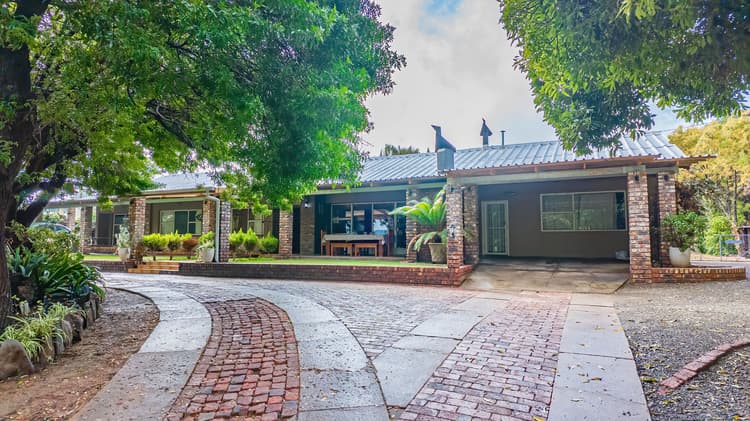 Main property image
