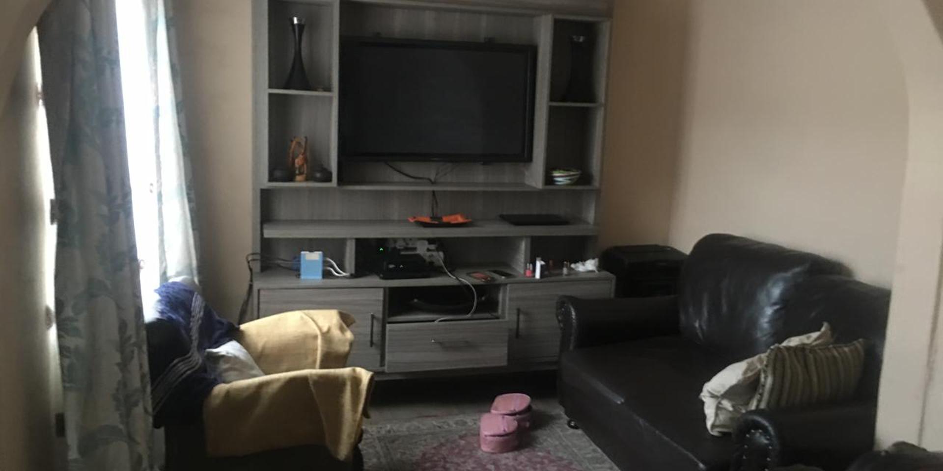 Image 5 of 6