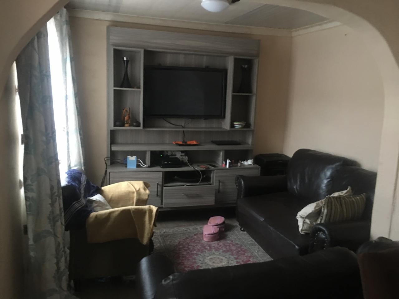 Image 5 of 6