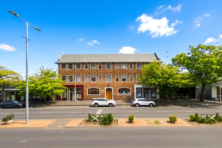 Main property image