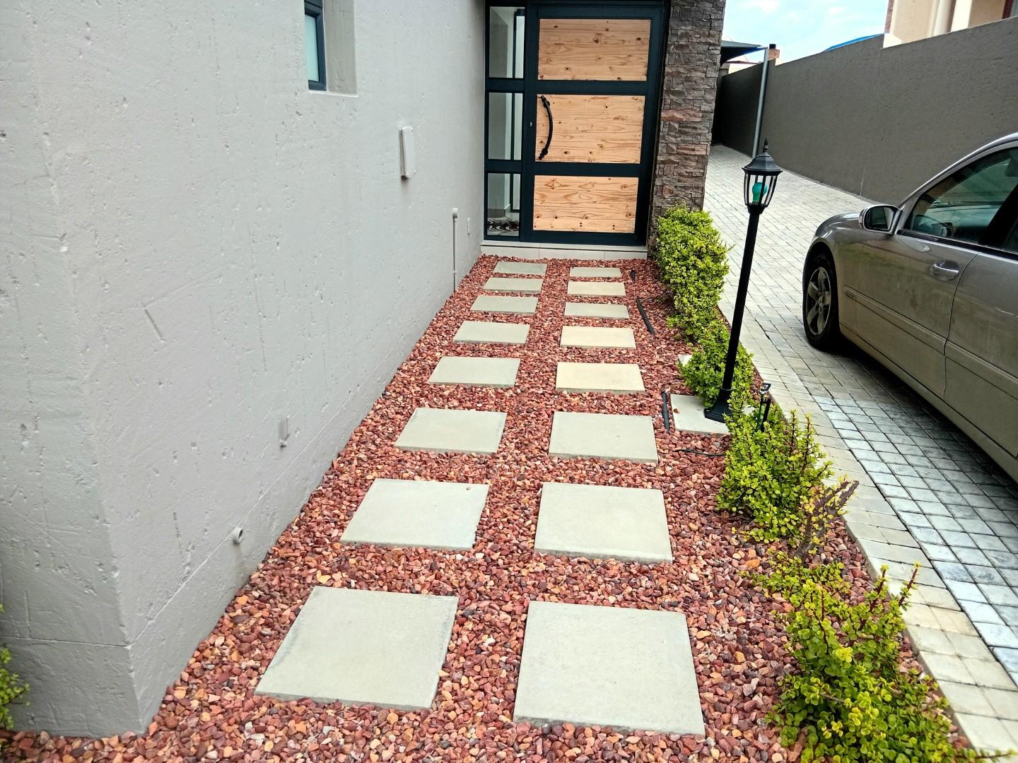 Image 5 of 6