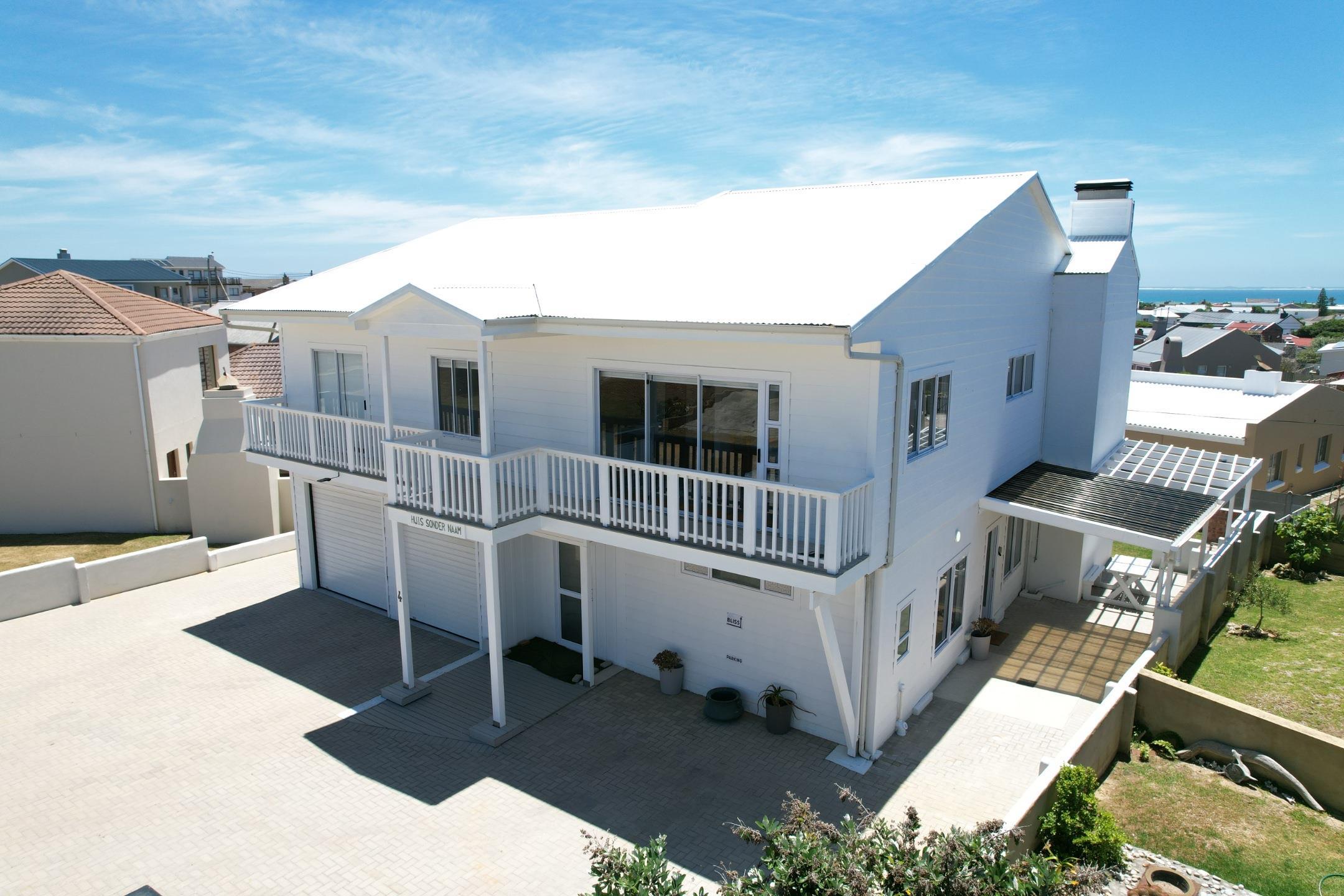 Image 4 of 6