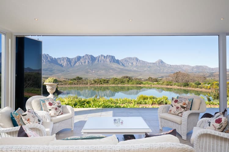 Main property image