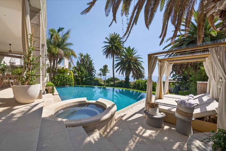 Main property image