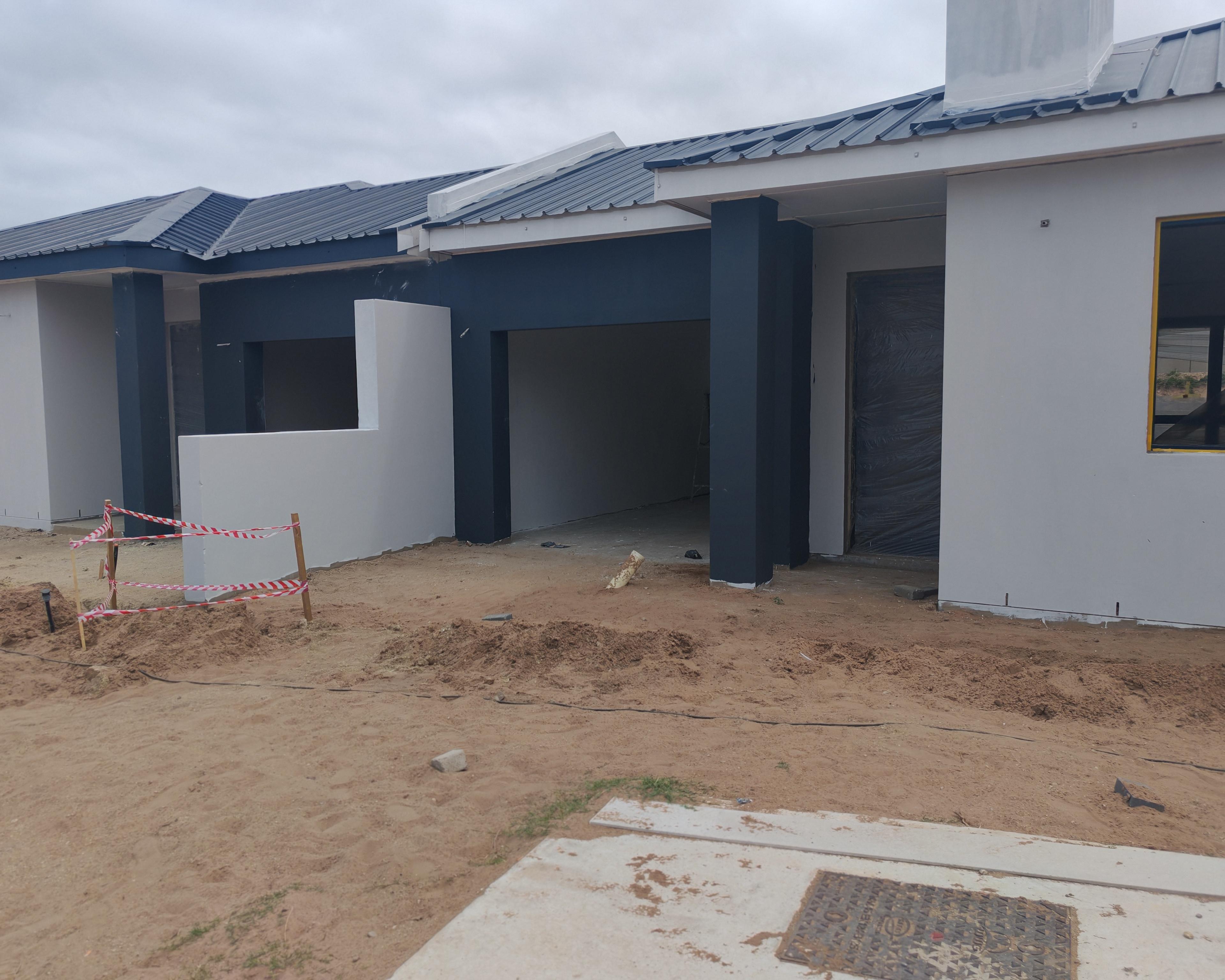 Image 2 of 6