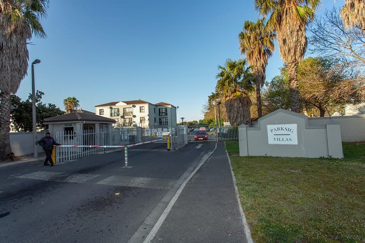 Main property image