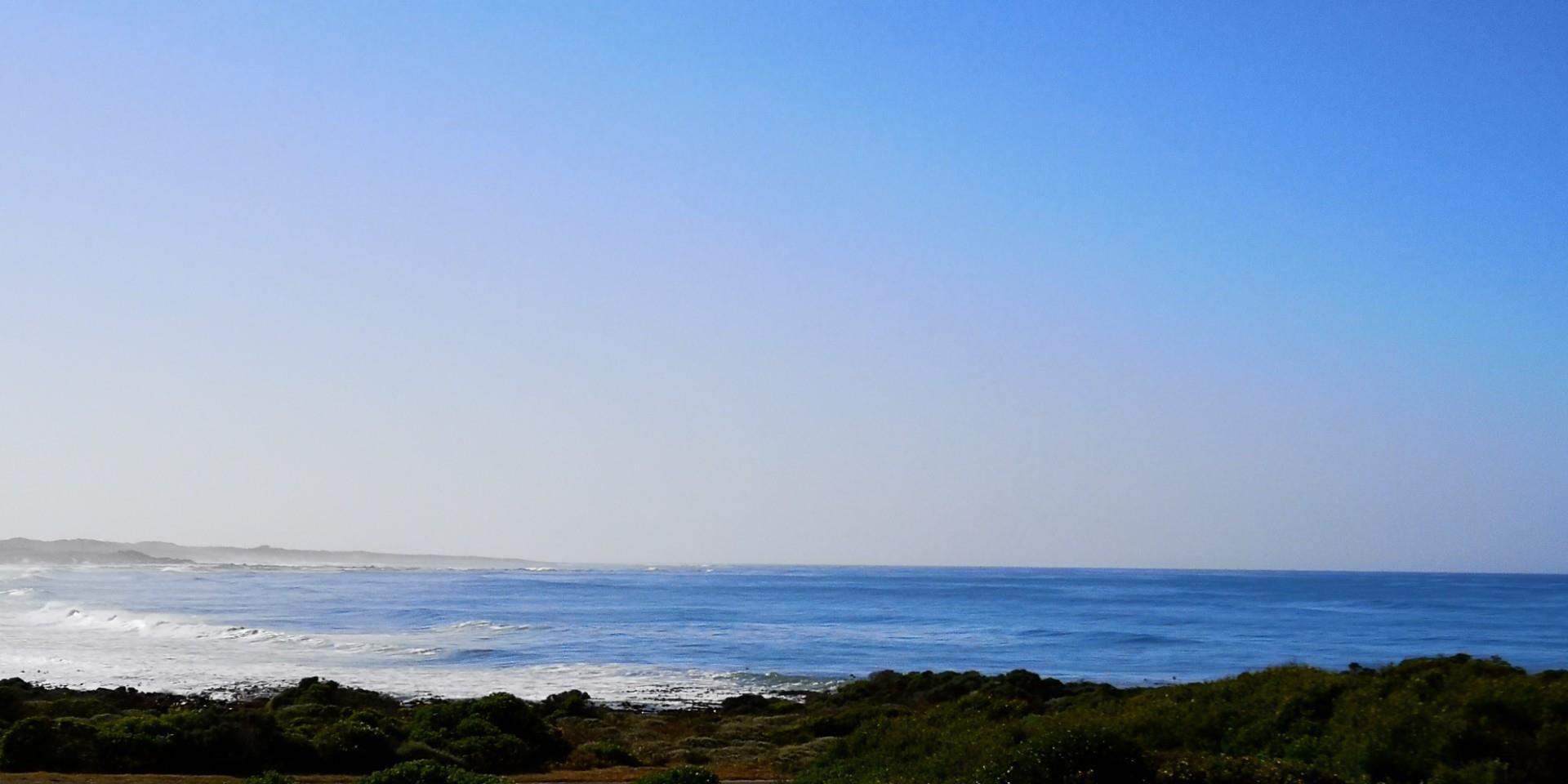Image 2 of 6