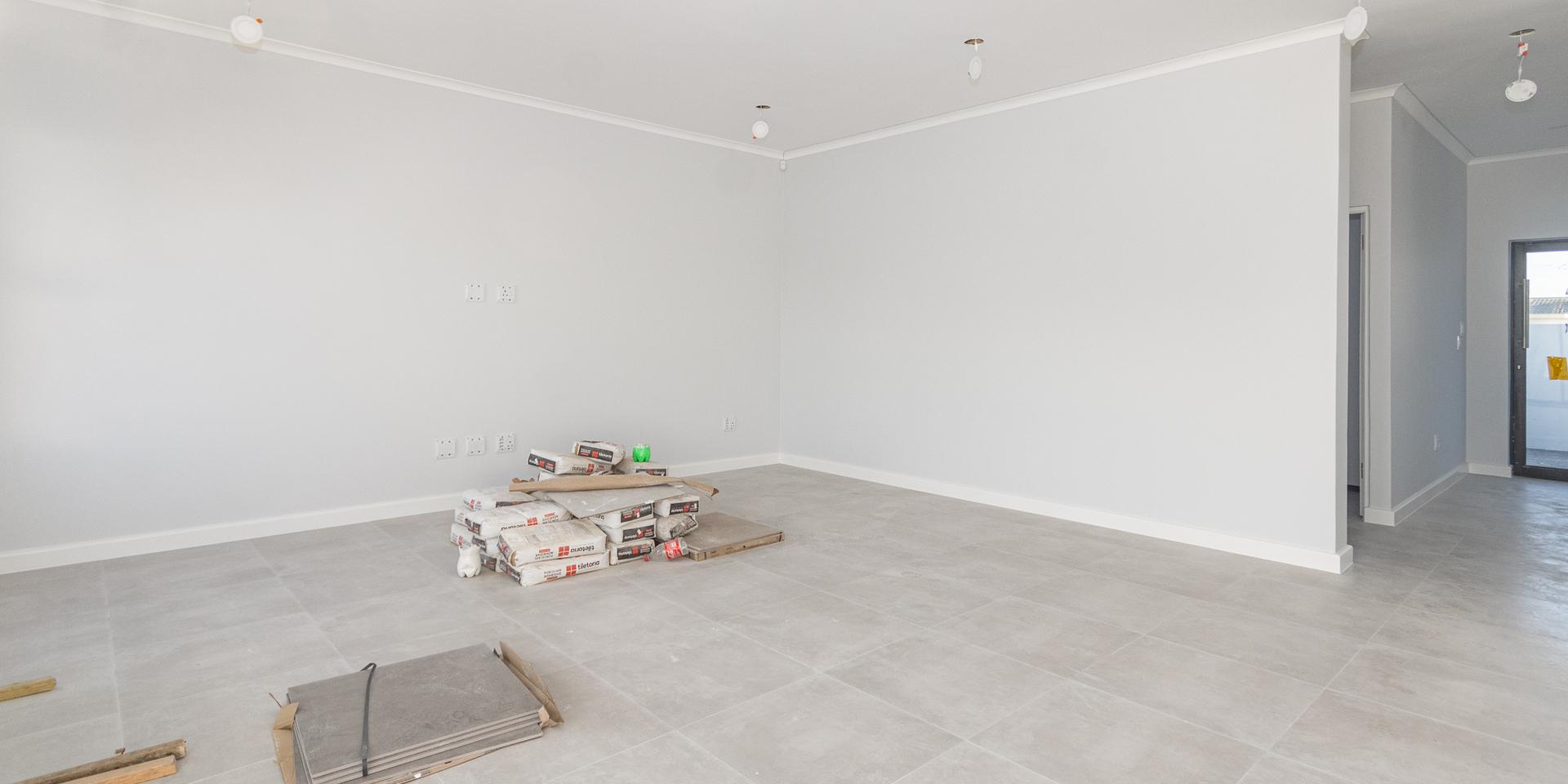 Image 3 of 6