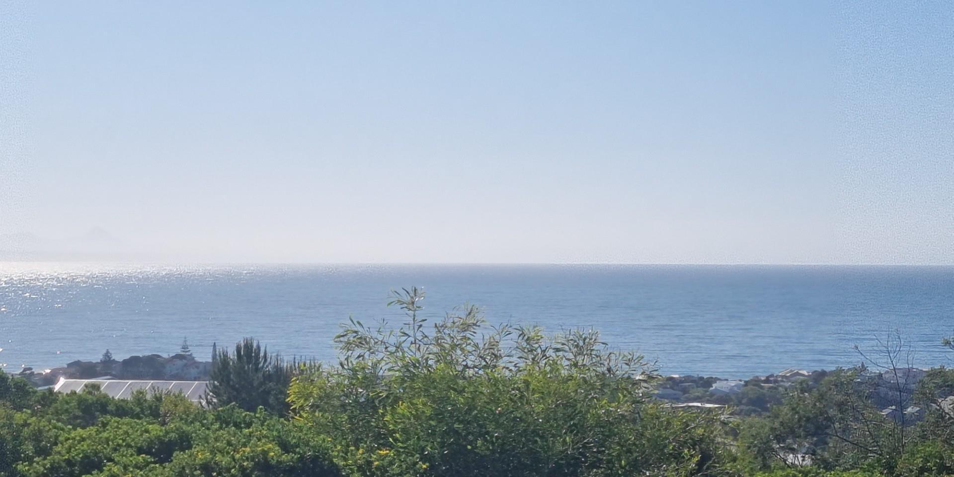 Image 2 of 6