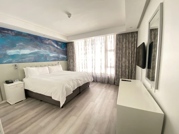 Main property image