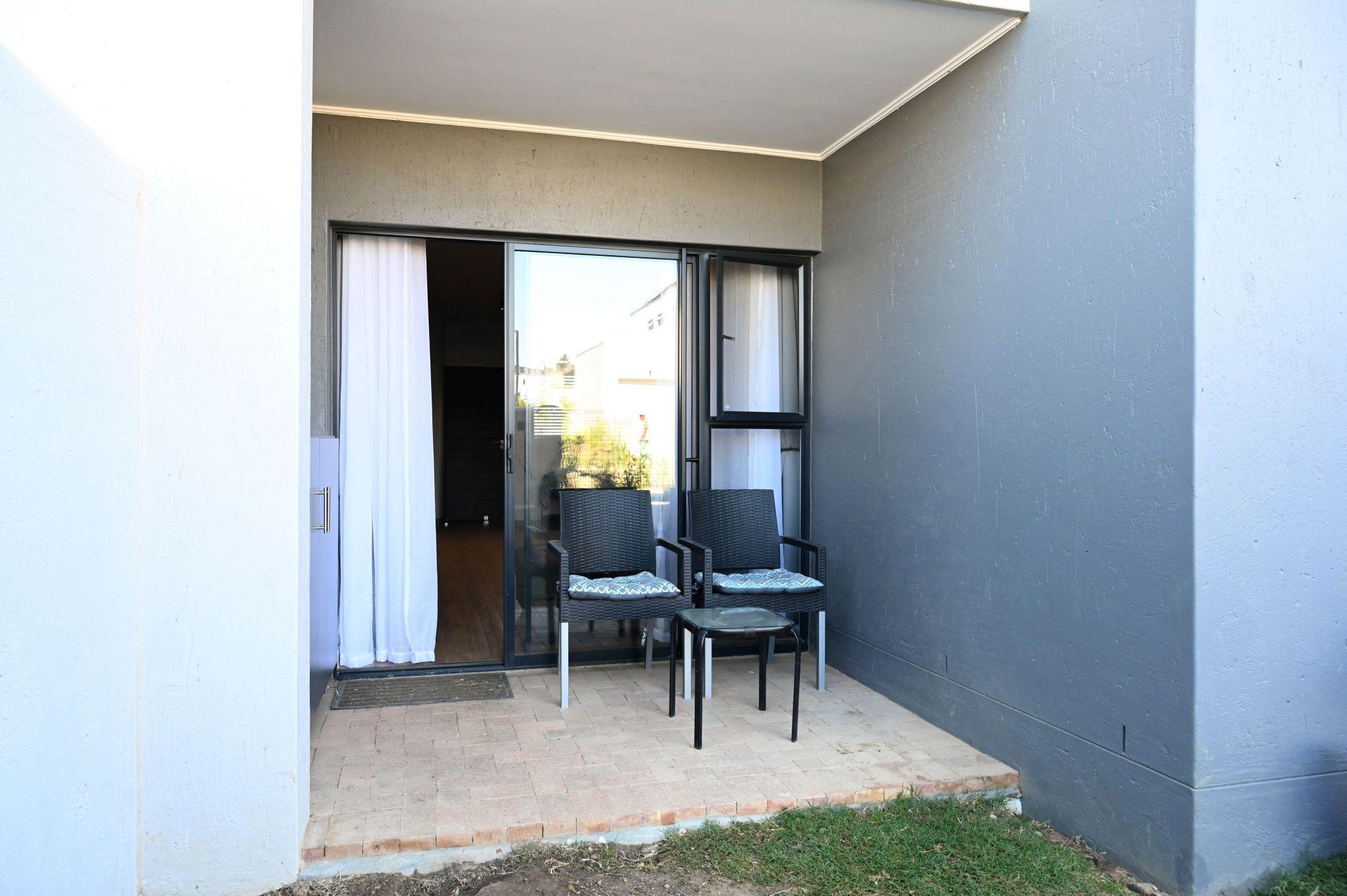 Image 5 of 6