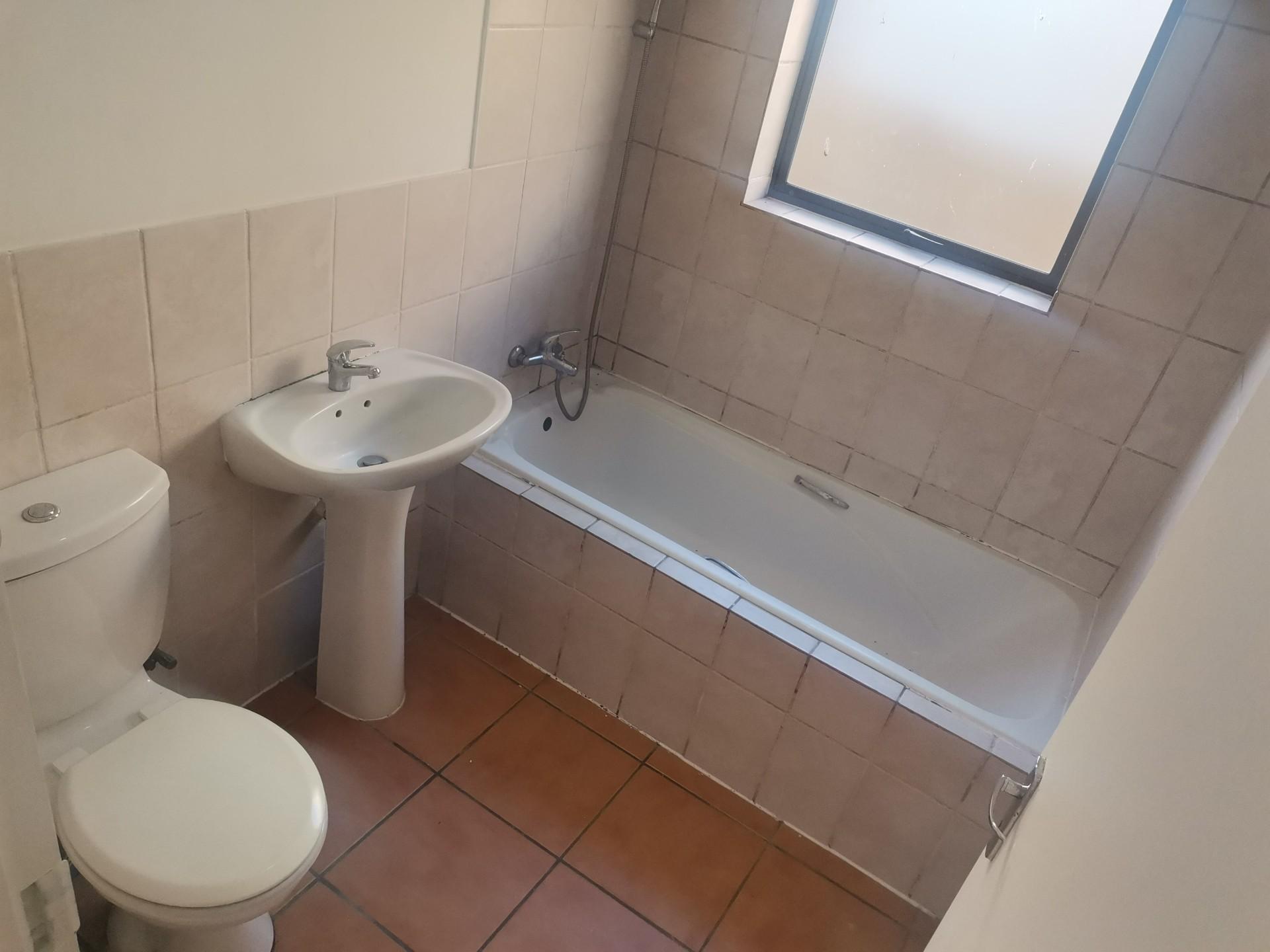 Image 5 of 6