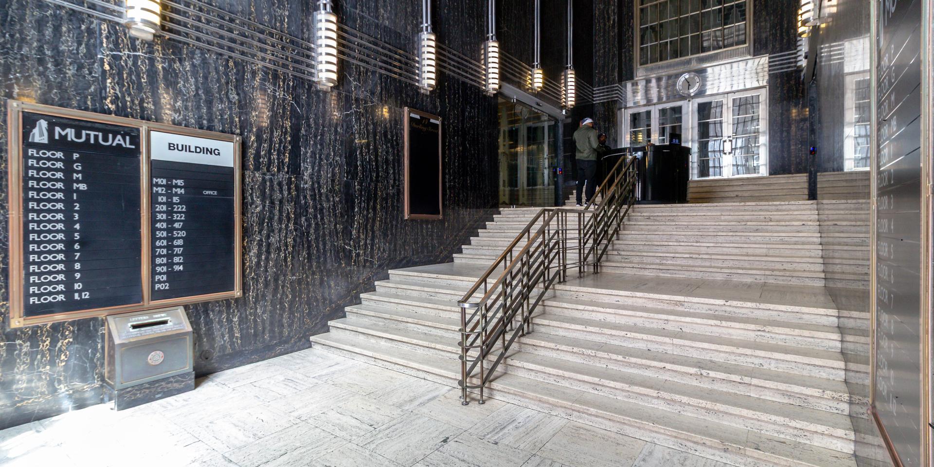 Image 3 of 6