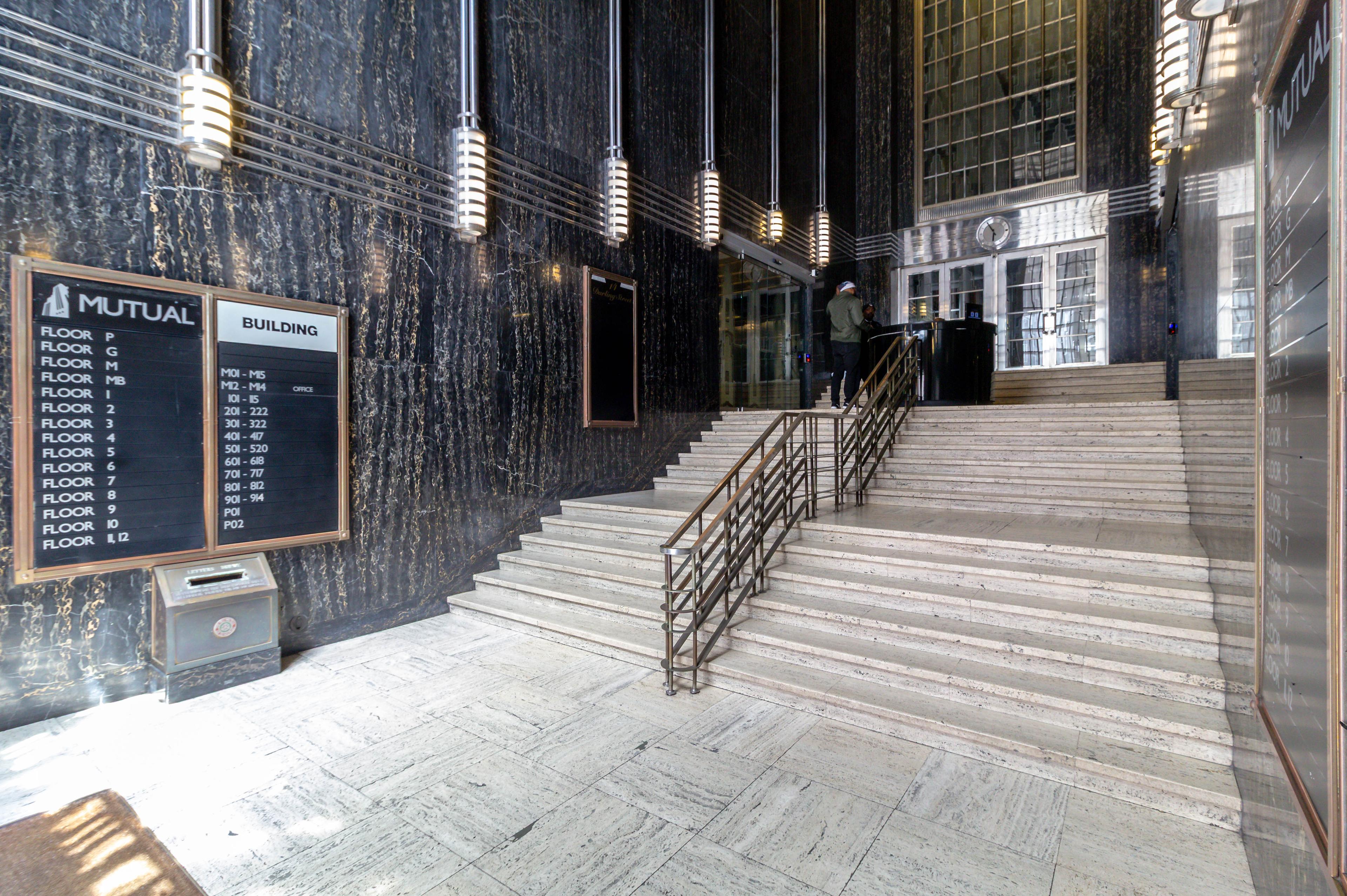 Image 3 of 6