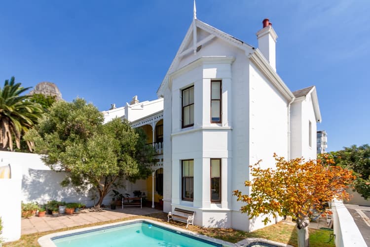 Main property image