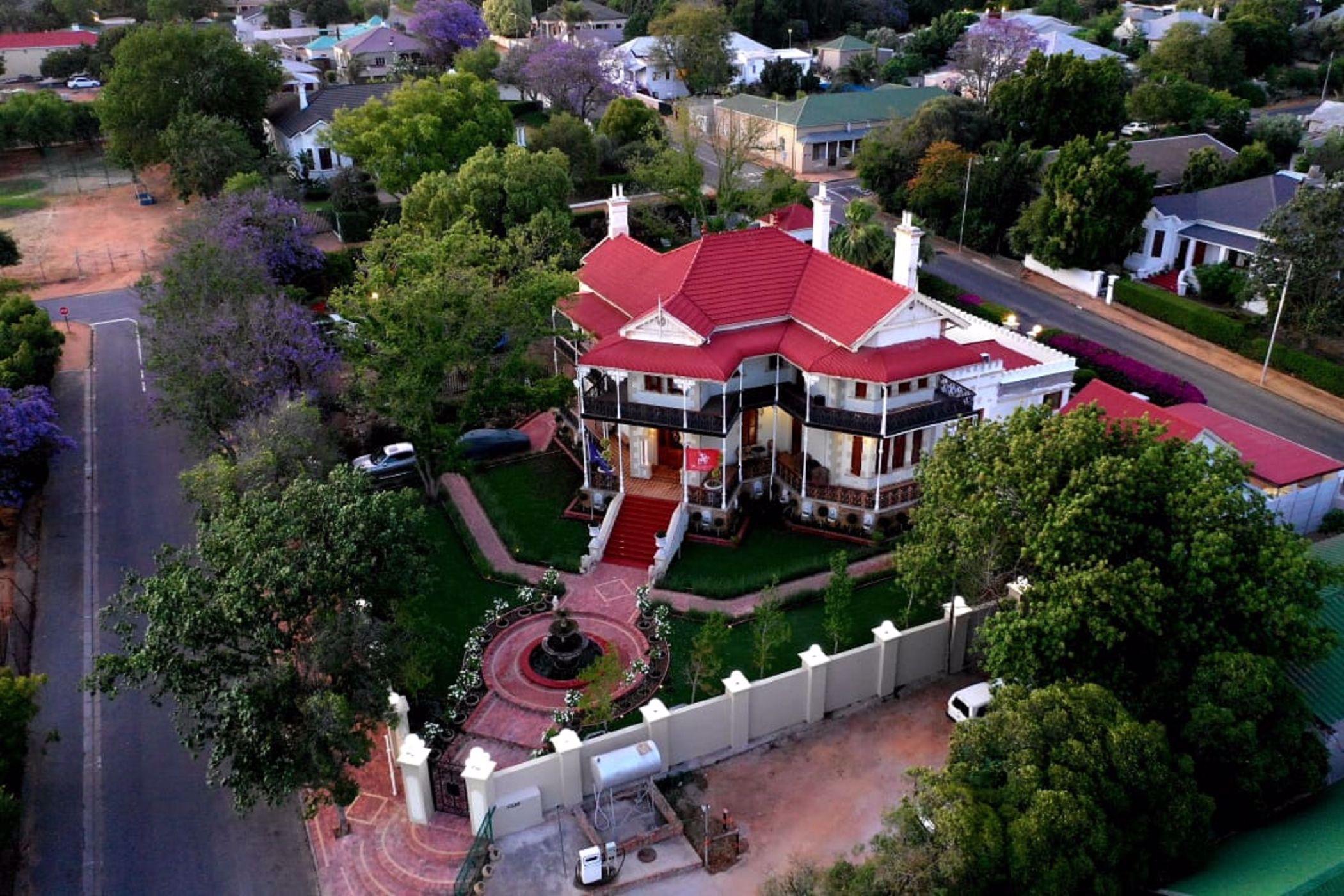 Image 2 of 6