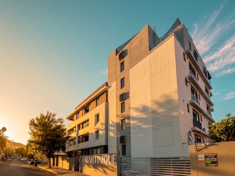 Main property image
