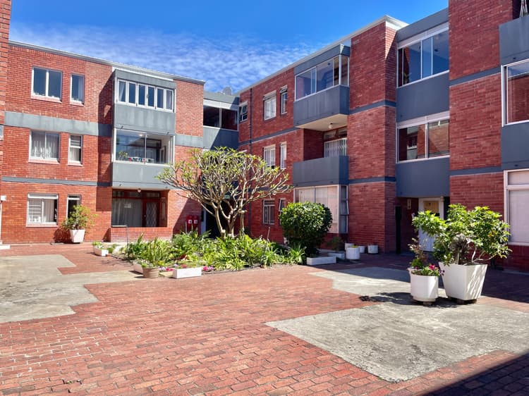 Main property image