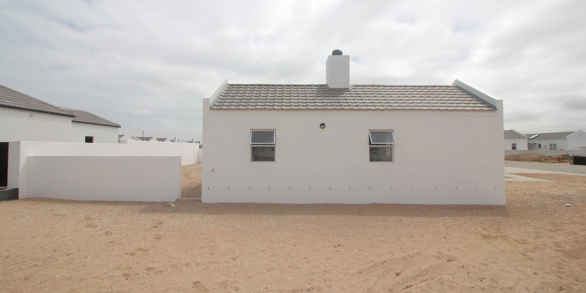 Image 4 of 6