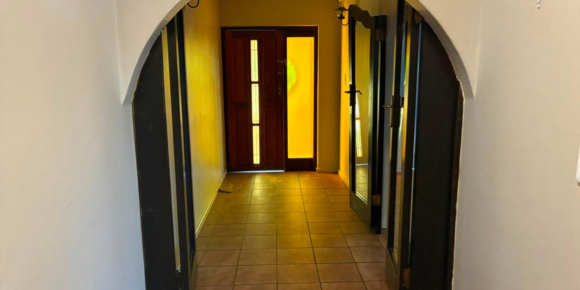 Image 2 of 6