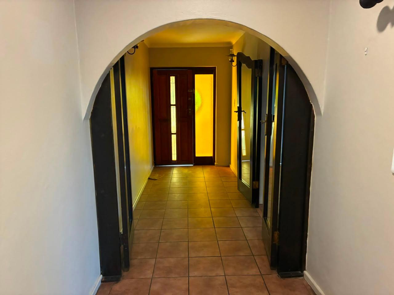 Image 2 of 6