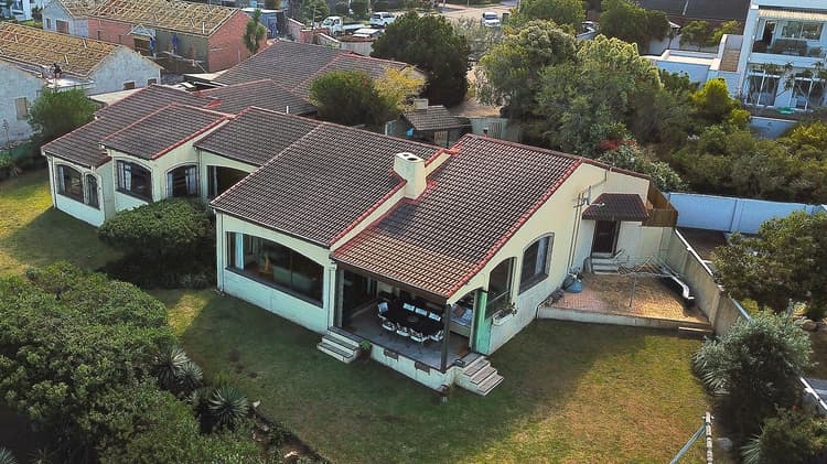 Main property image