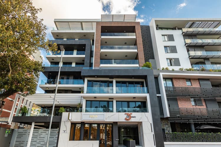 Main property image