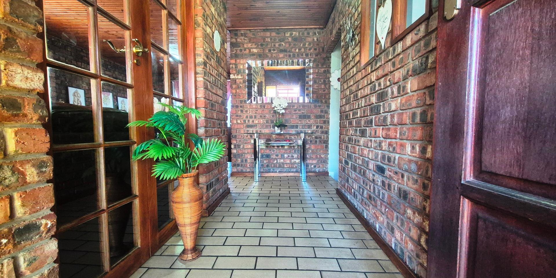 Image 2 of 6