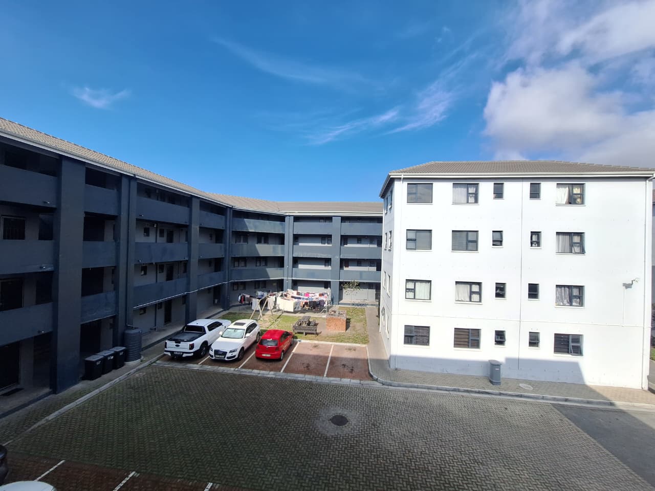 Image 3 of 6