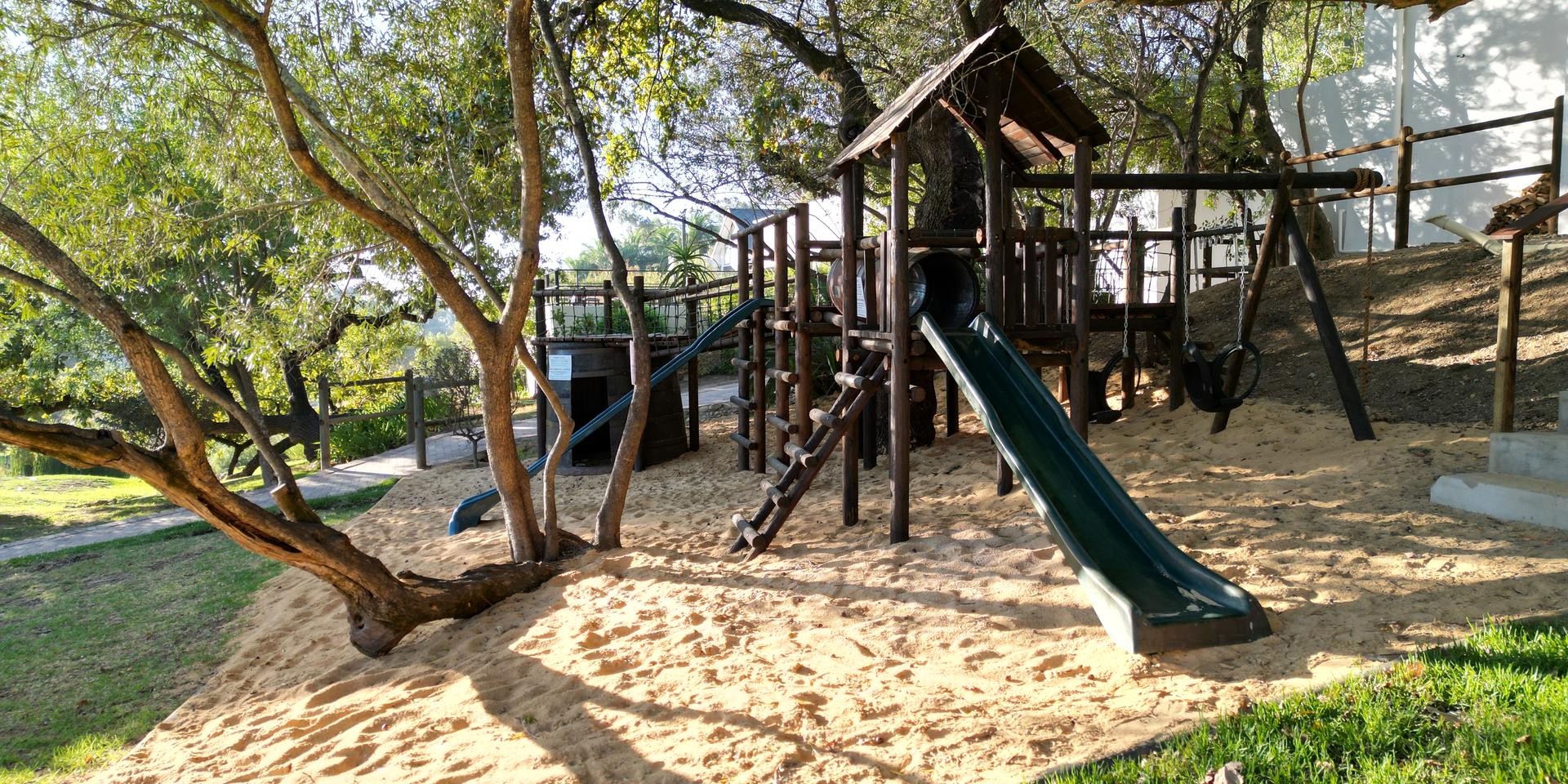 Image 2 of 6