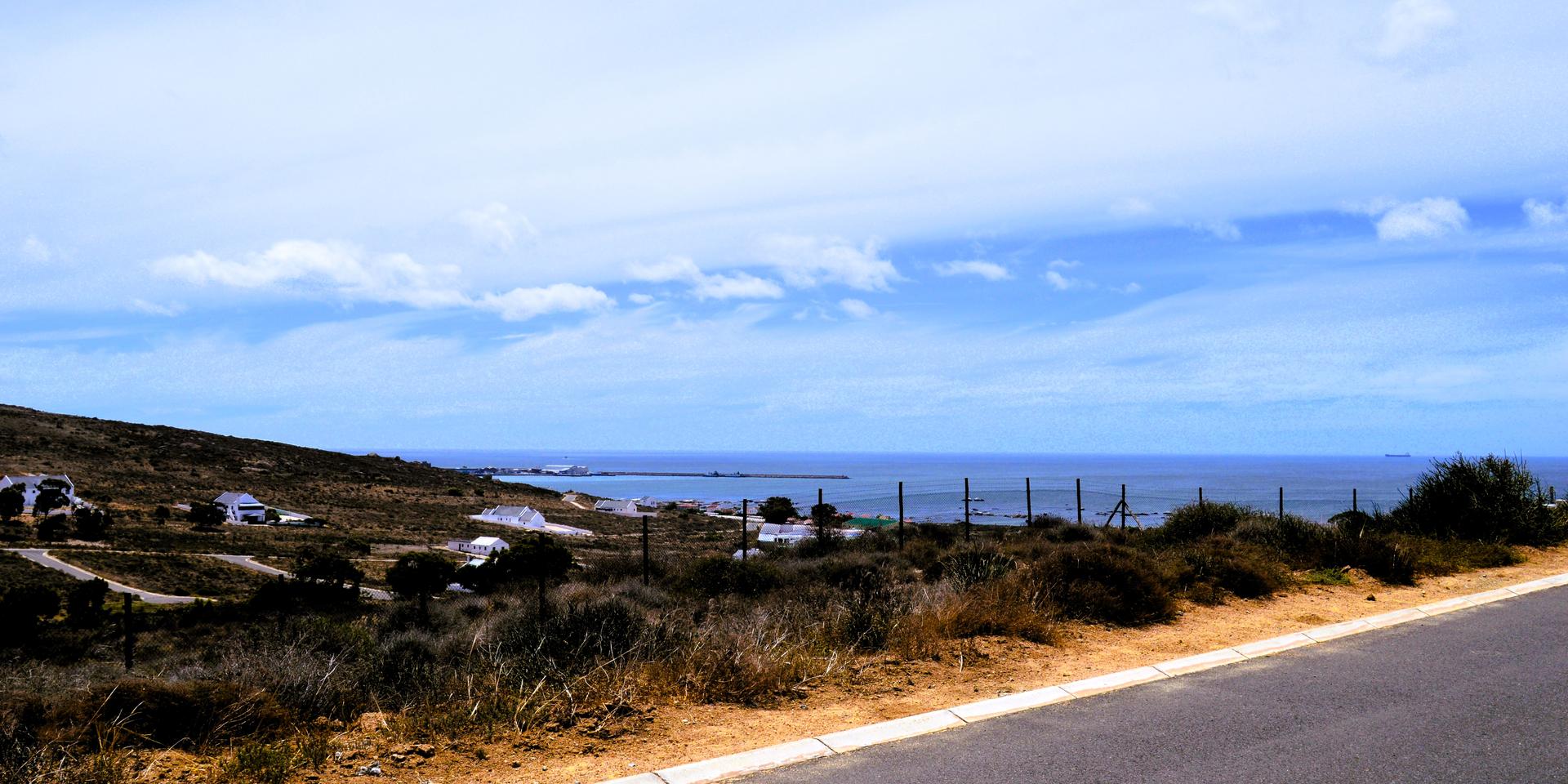 Image 4 of 6