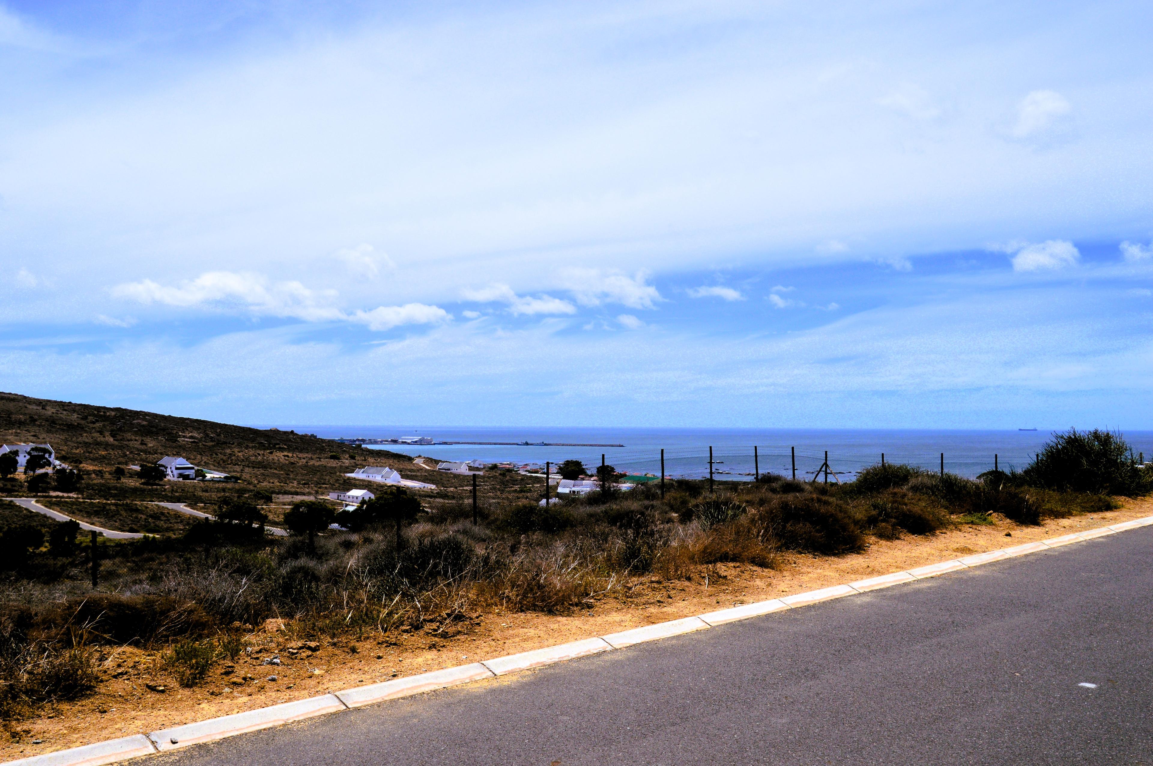 Image 4 of 6