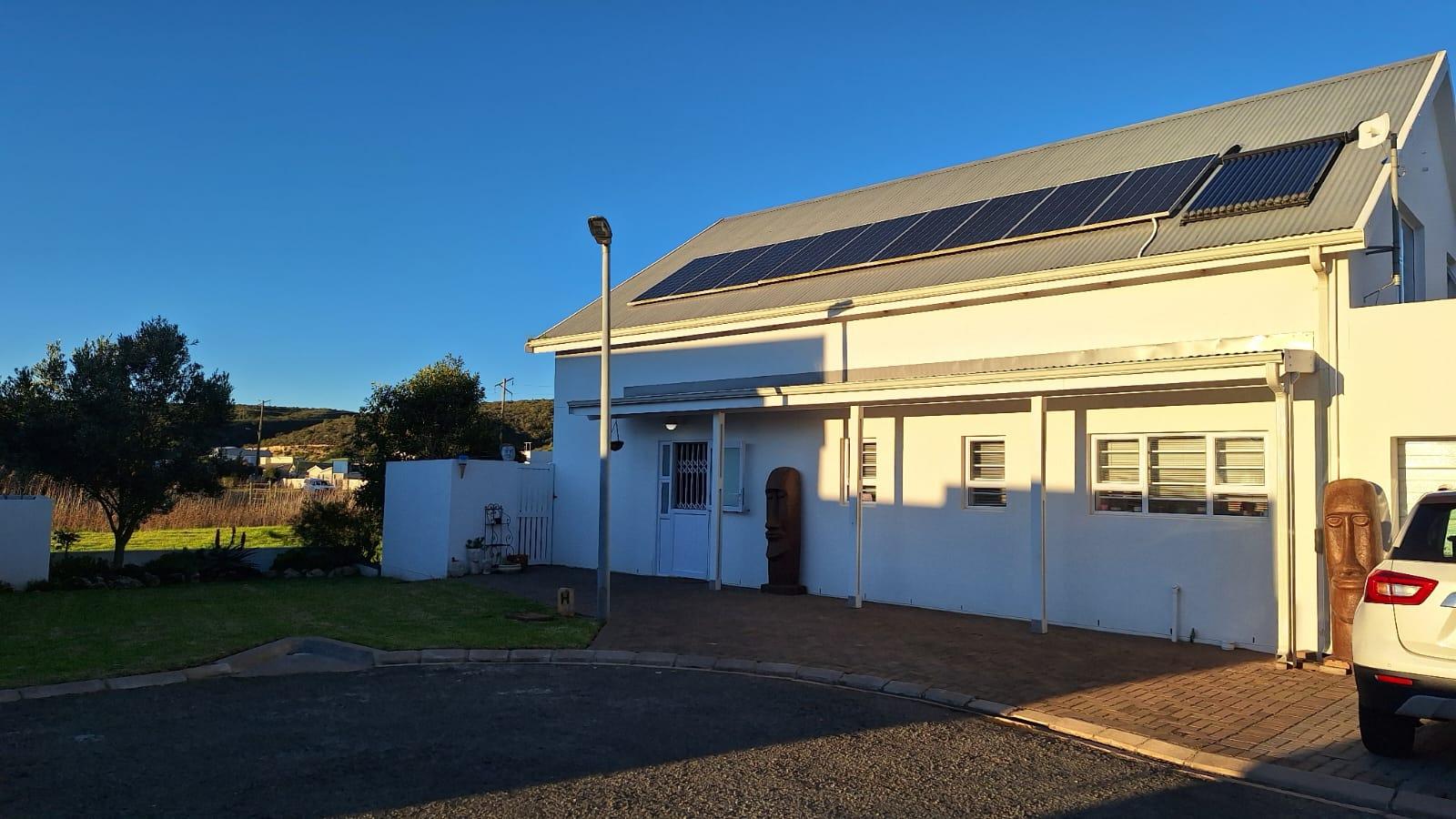 Image 2 of 6