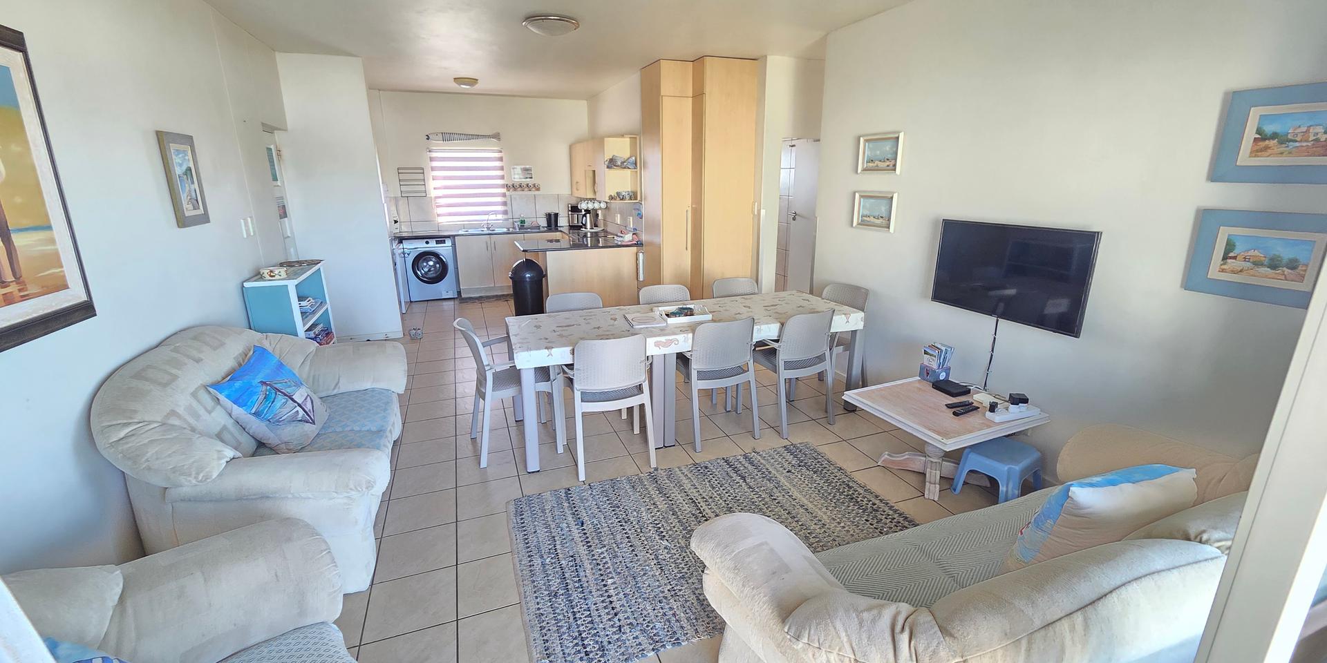 Image 4 of 6