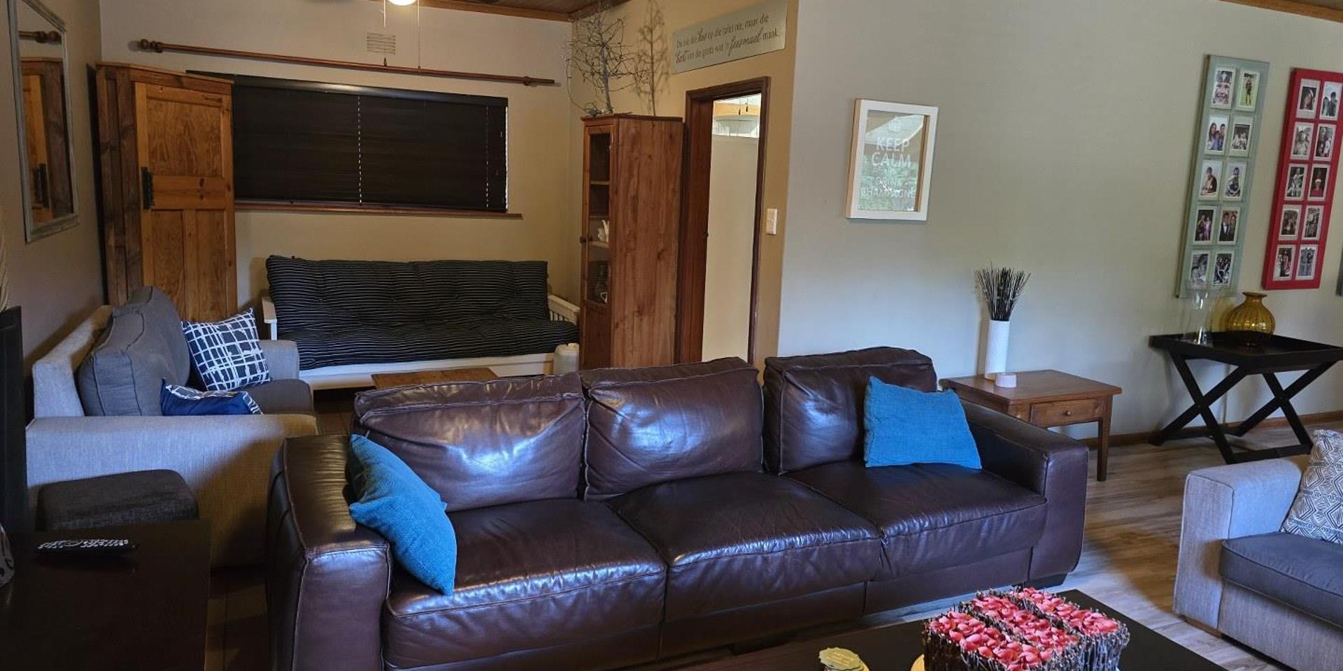 Image 4 of 6