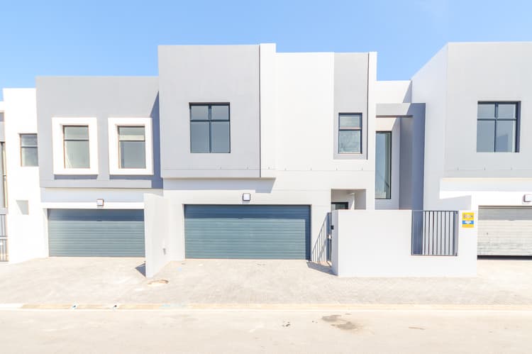 Main property image