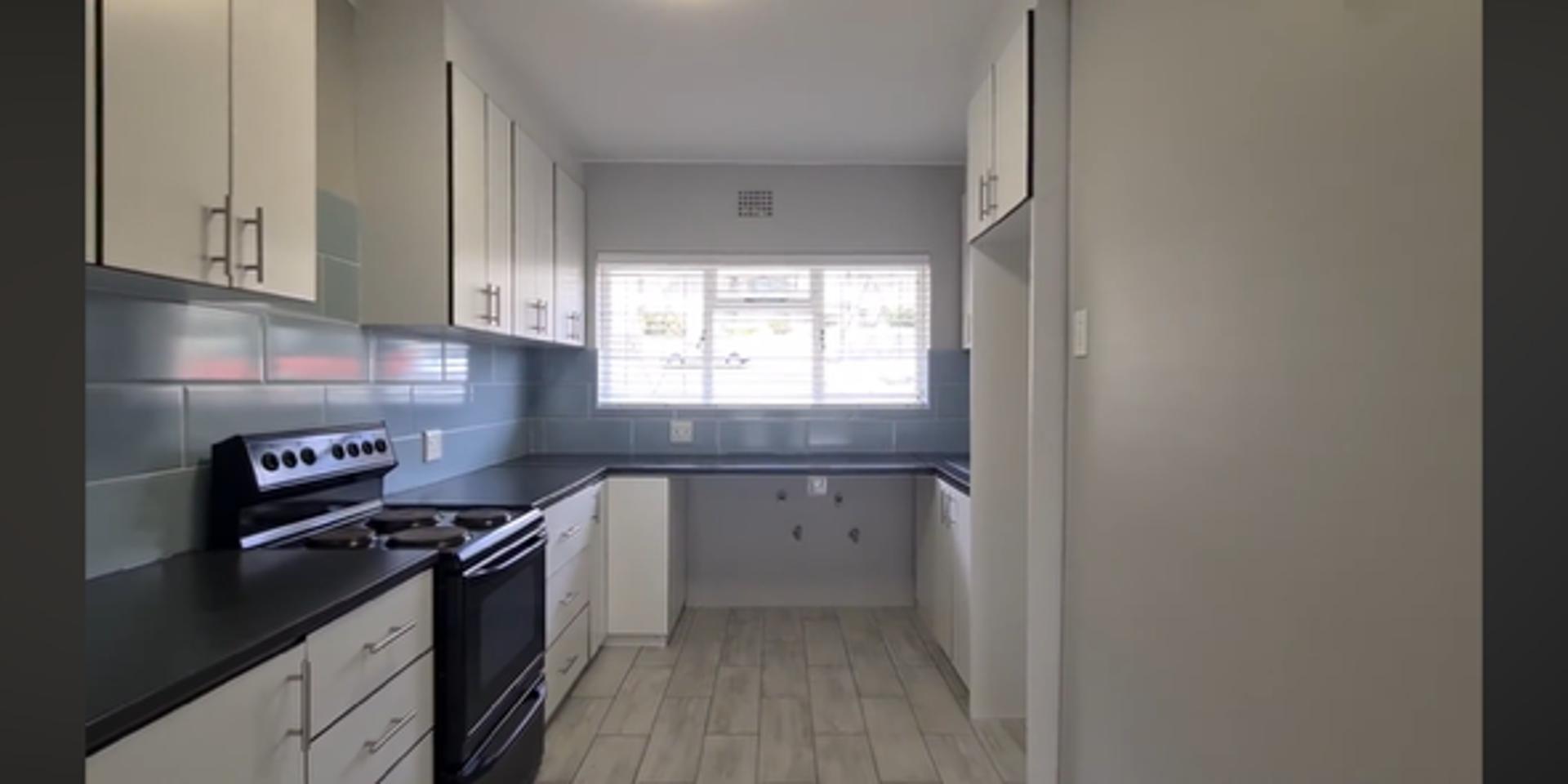Image 2 of 6