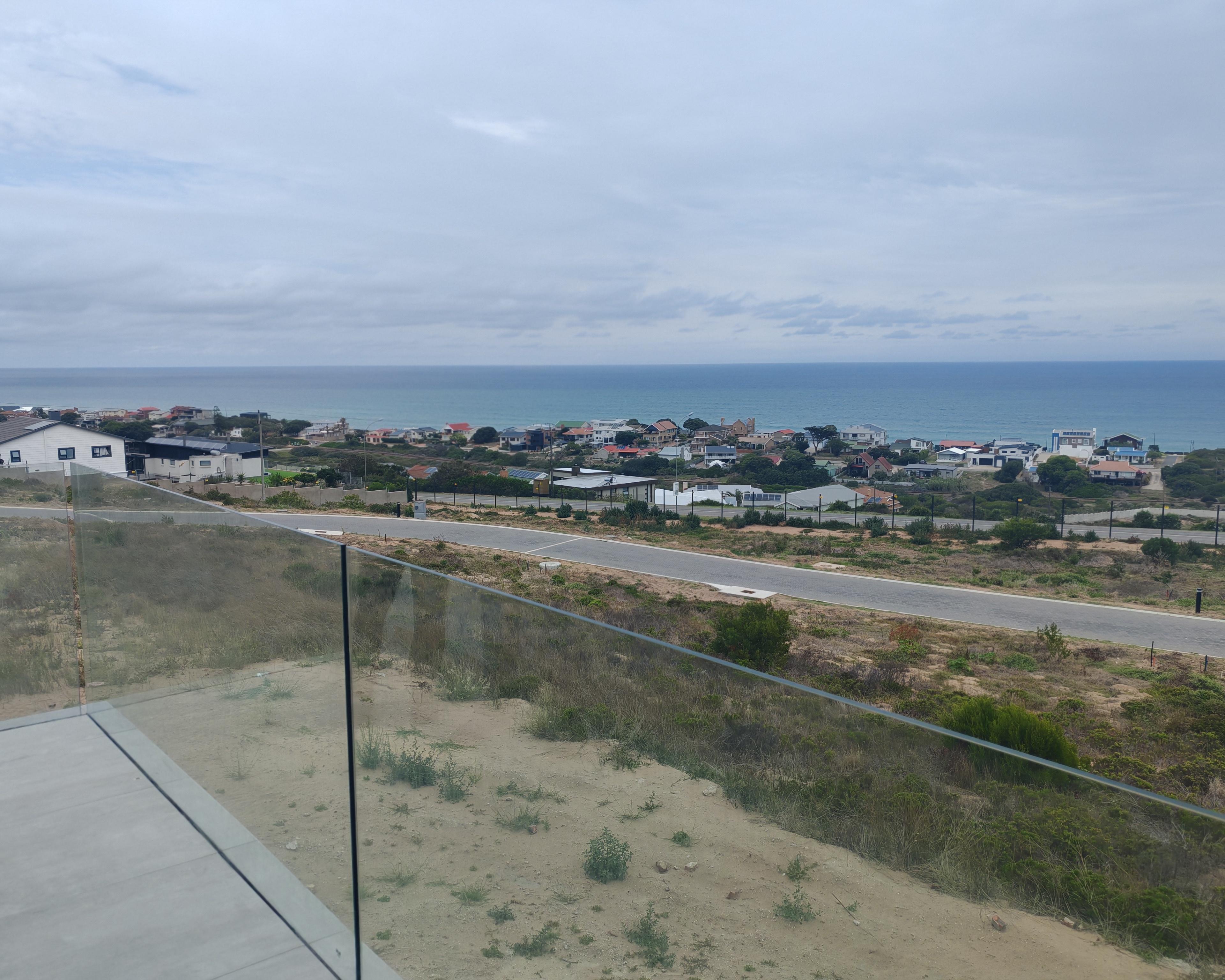 Image 2 of 6