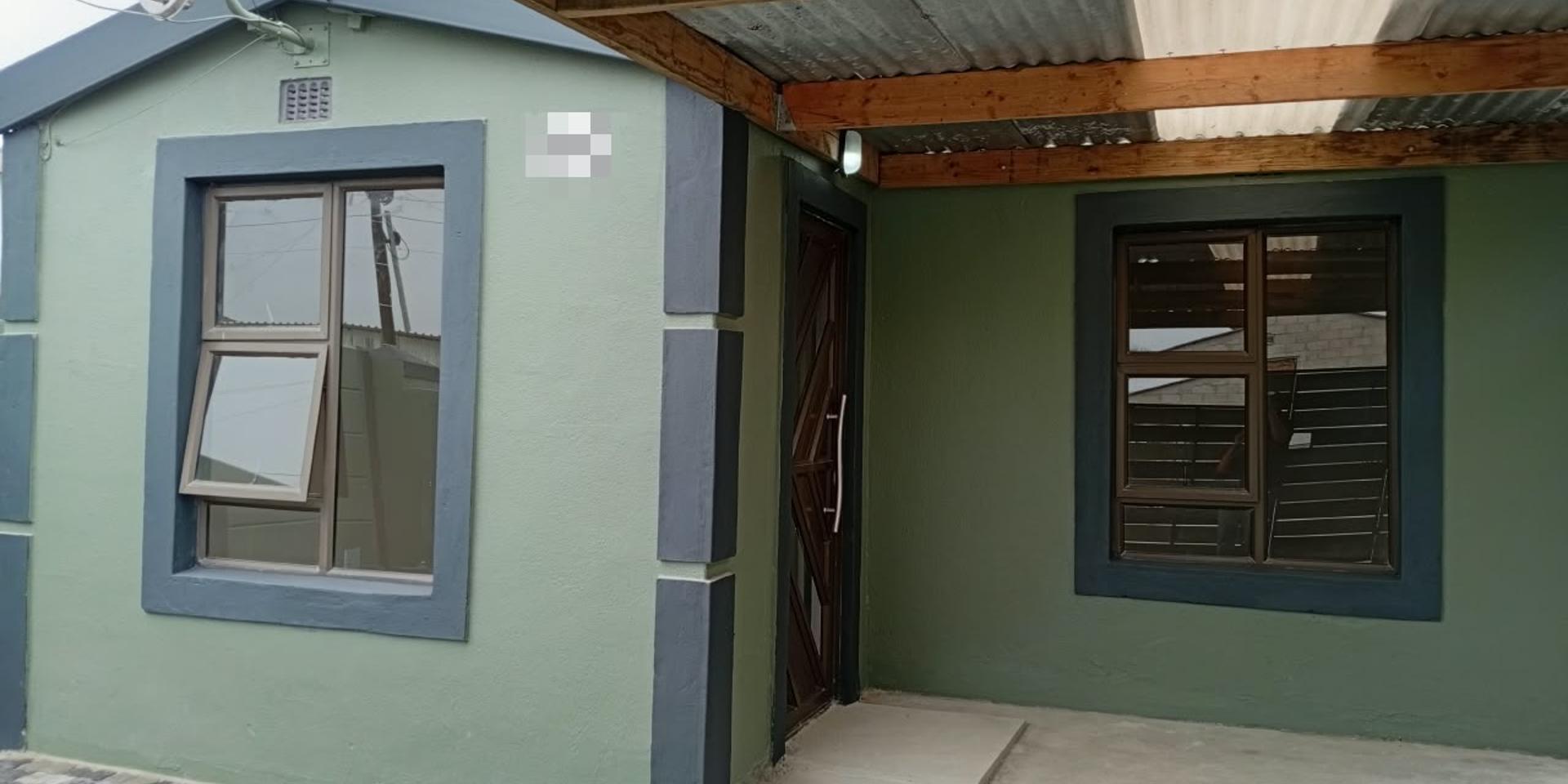 Image 4 of 6