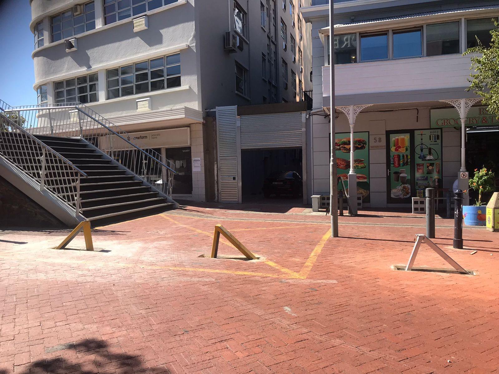 Image 4 of 6