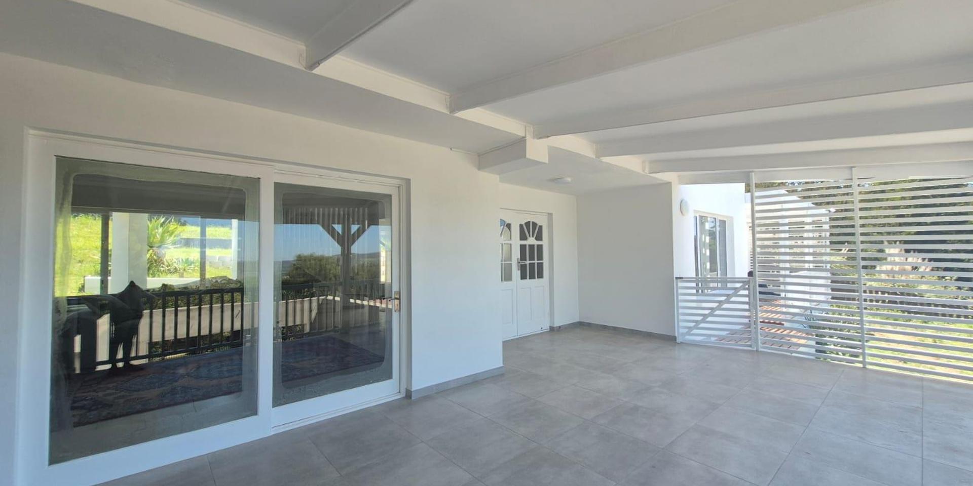 Image 4 of 6