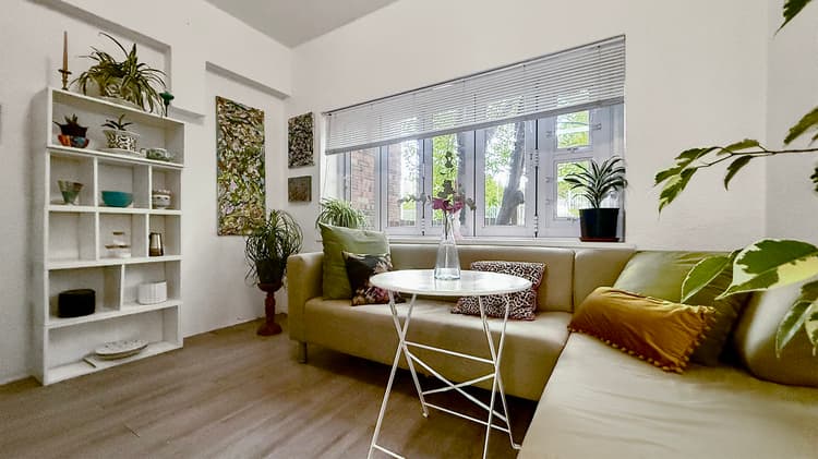 Main property image