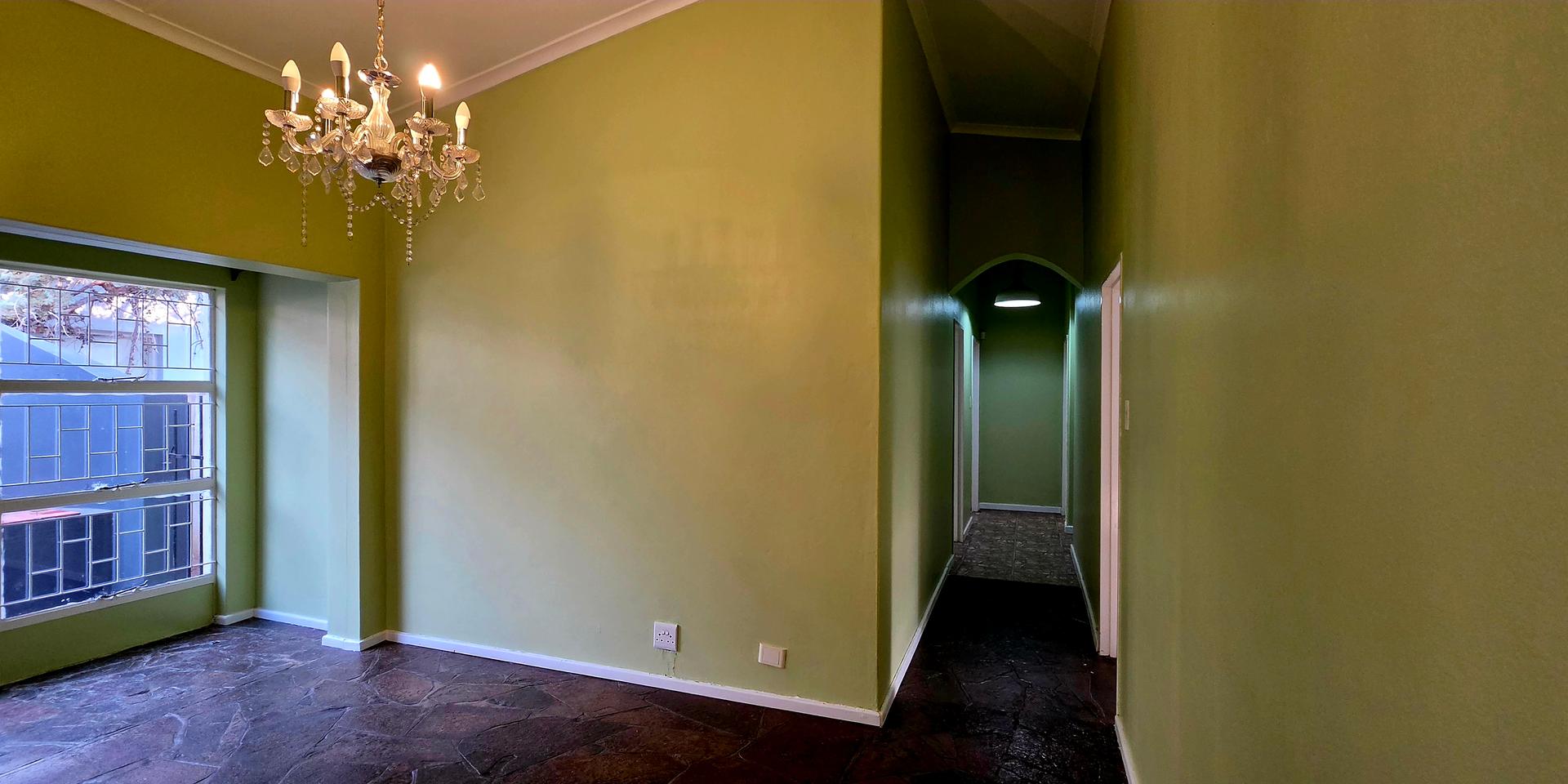 Image 3 of 6