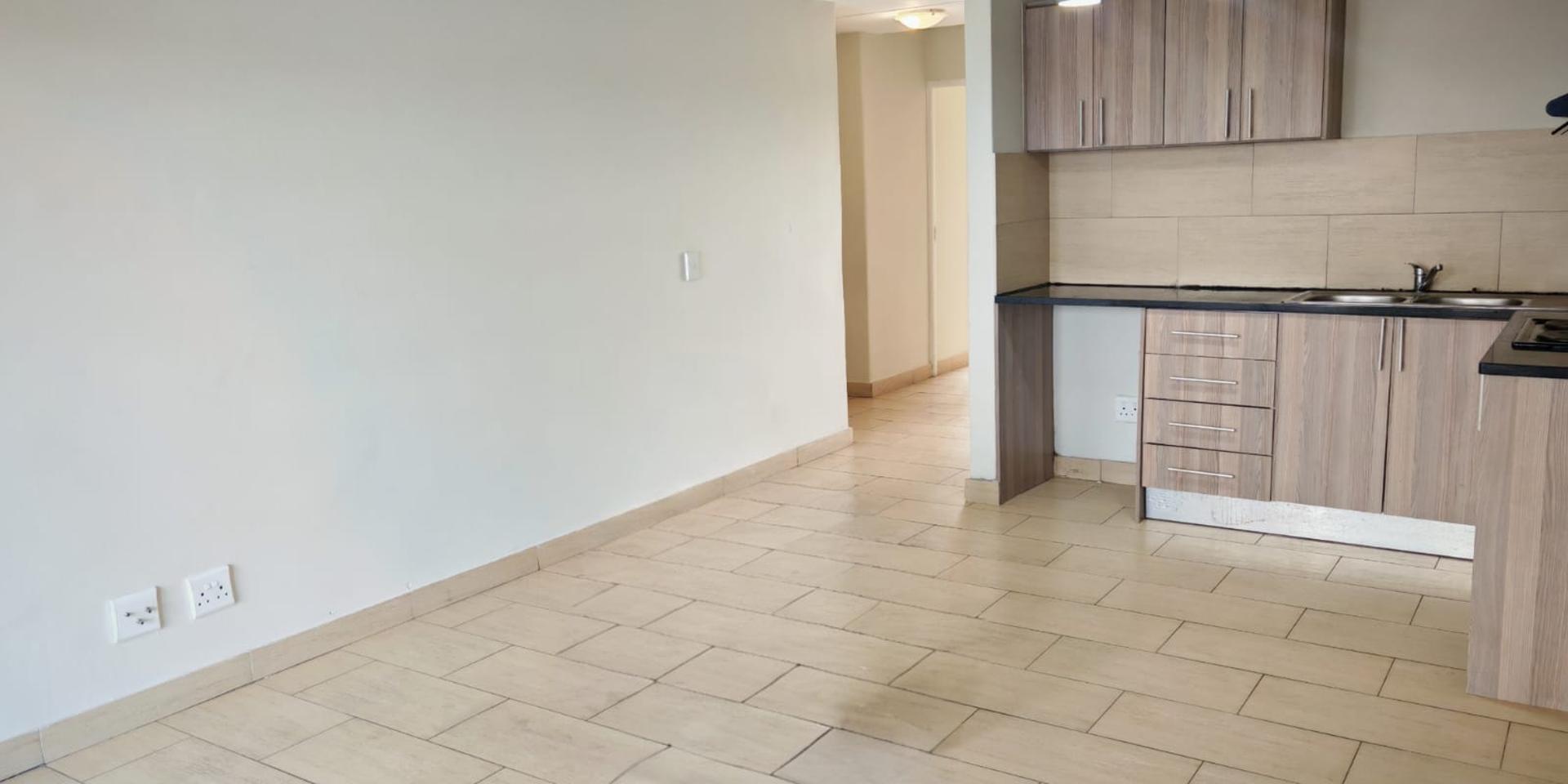 Image 3 of 6